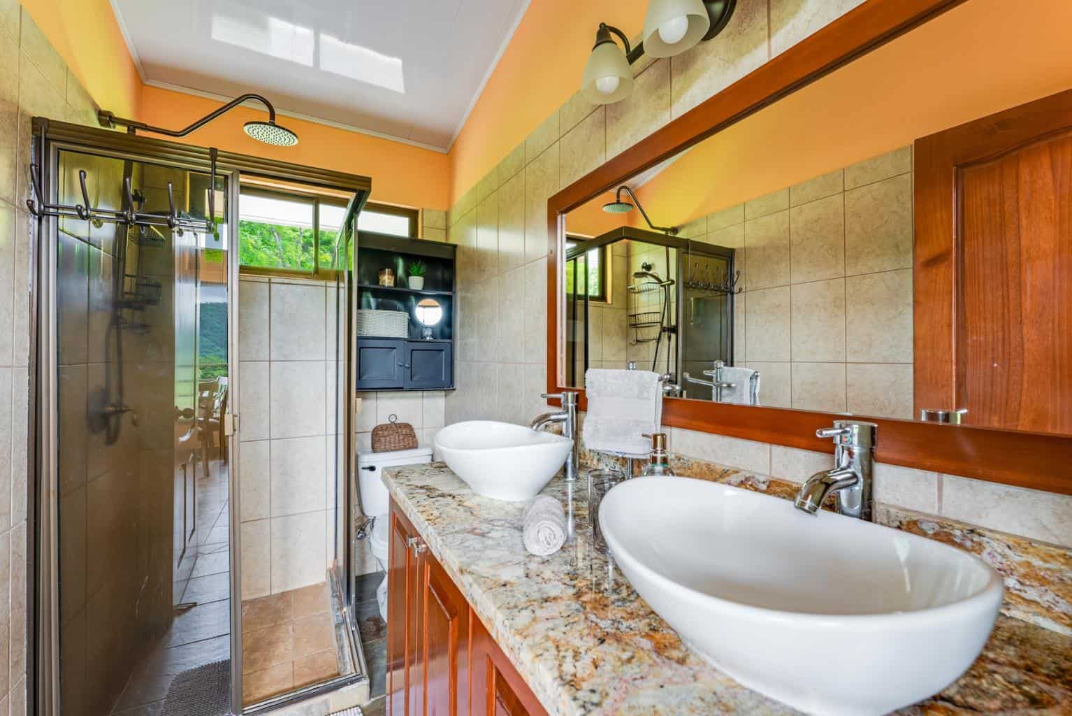 Casa Tropical: Experience Tranquil Living in Paradise!