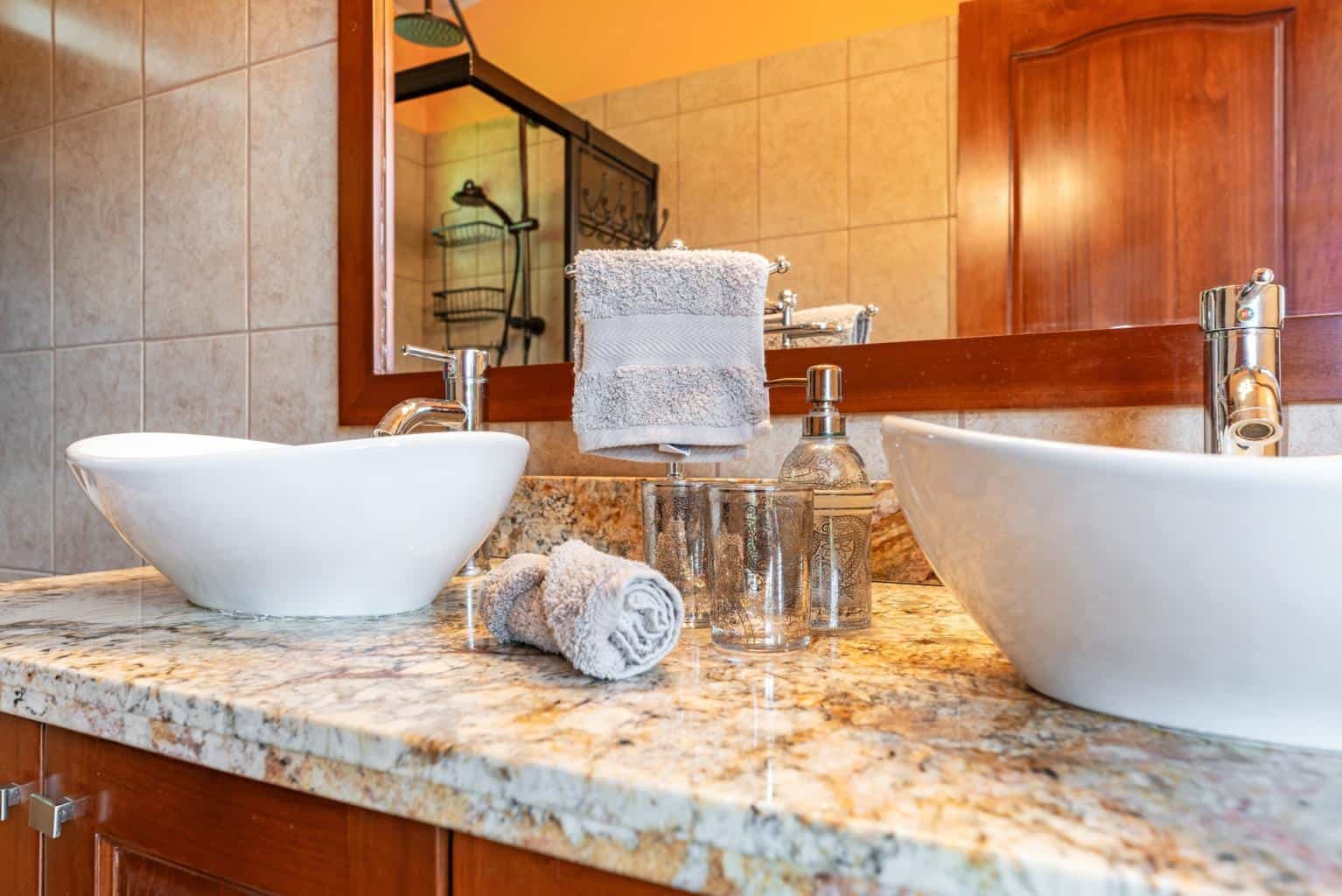 Casa Tropical: Experience Tranquil Living in Paradise!