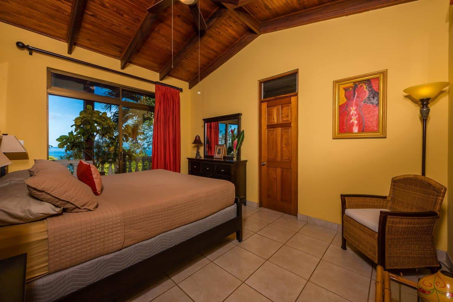 Casa Las Brisas, Flamingo Northridge