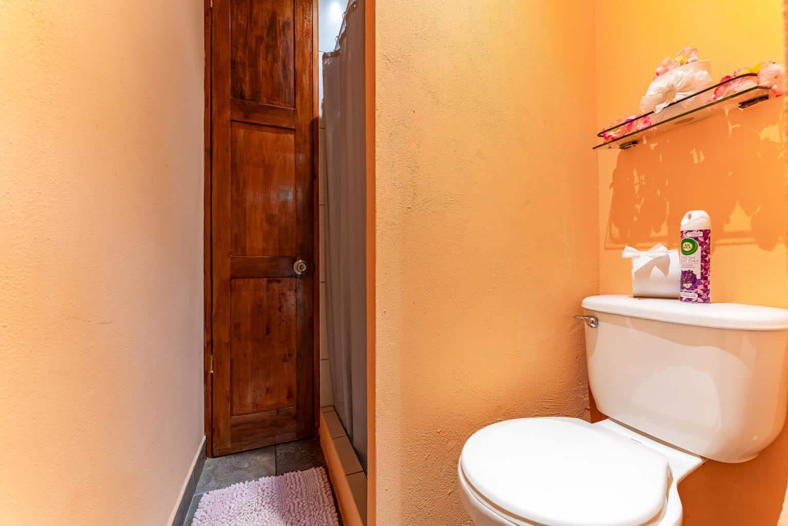 Casa Tropical: Experience Tranquil Living in Paradise!
