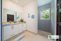 Casa Tierra Magica: Magical Retreat in Playa Grande thumbnail