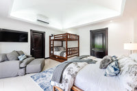 Casa Zaira: Fusion of Modern Elegance and Tropical Splendor! thumbnail