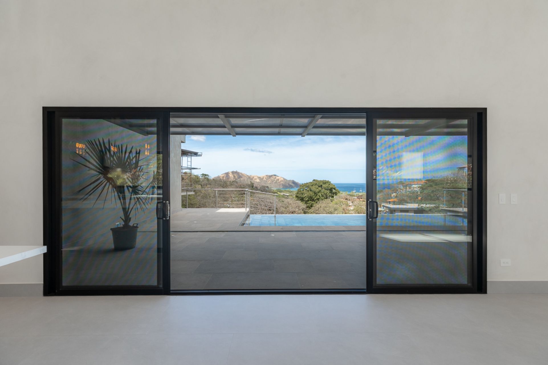 Pacifico Lot 42 : Ocean View Luxury Home