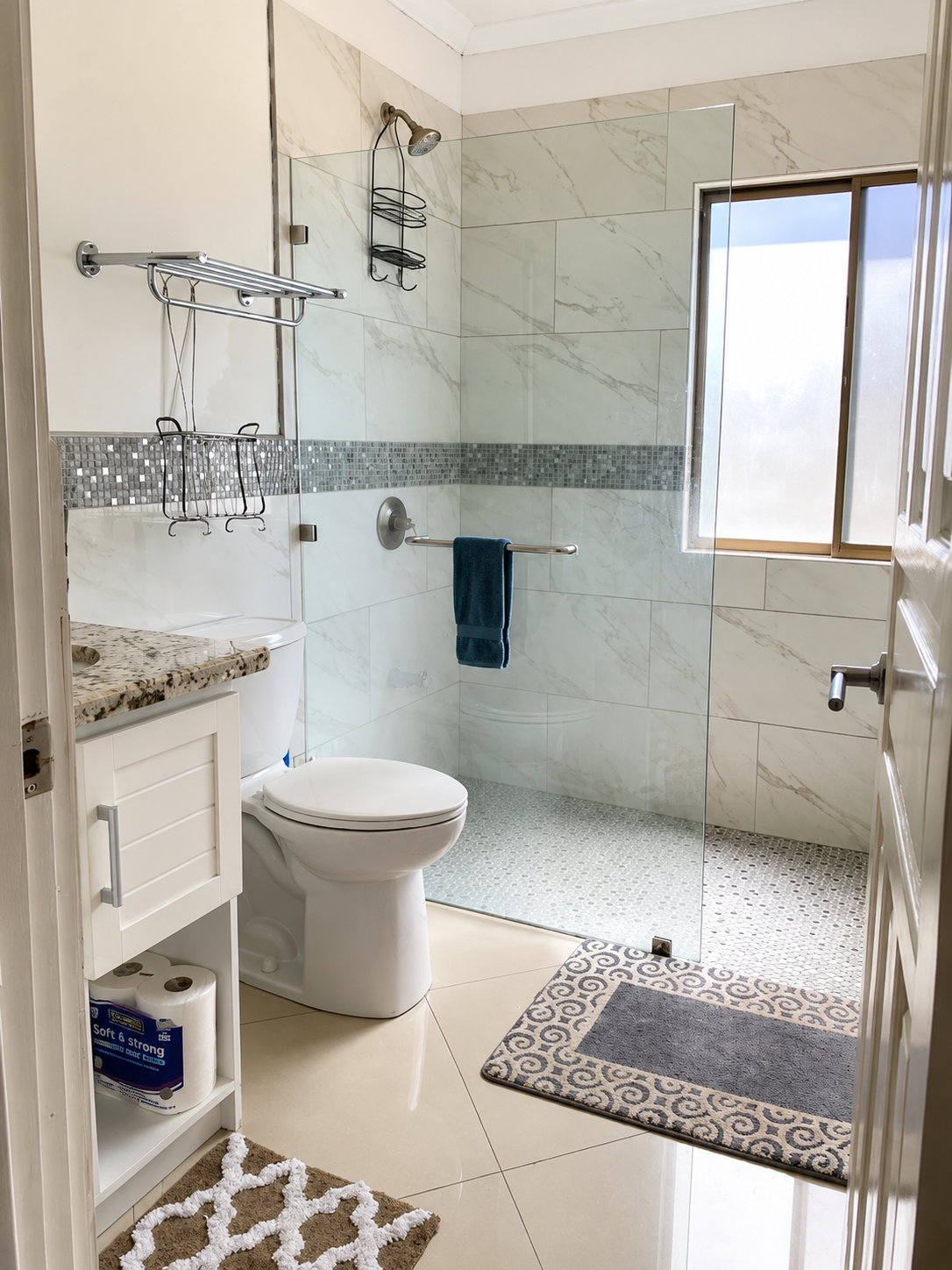 Punta Plata 513: Luxury 2-Bedroom Condo with Ocean Views