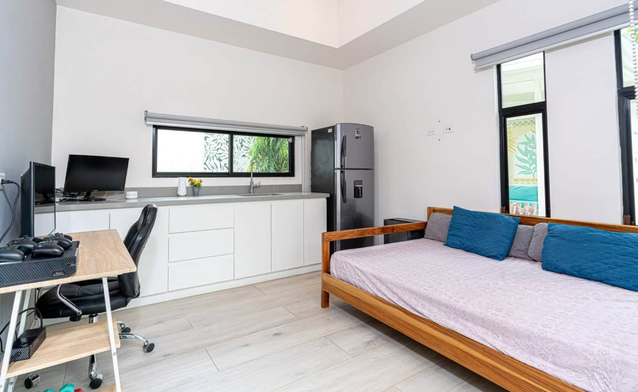 Casa Morpho – $775K Modern Renovated Retreat with Golf Cart in Playa Potrero