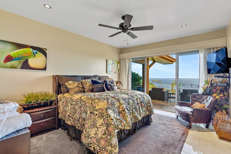 Dare to Dream House: Magnificent Ocean View from the Top of the Hill
