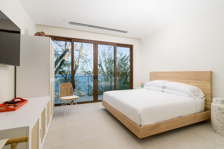 Bay Villa in Peninsula Papagayo: Nestled in a Secluded Enclave with Unmatched Views