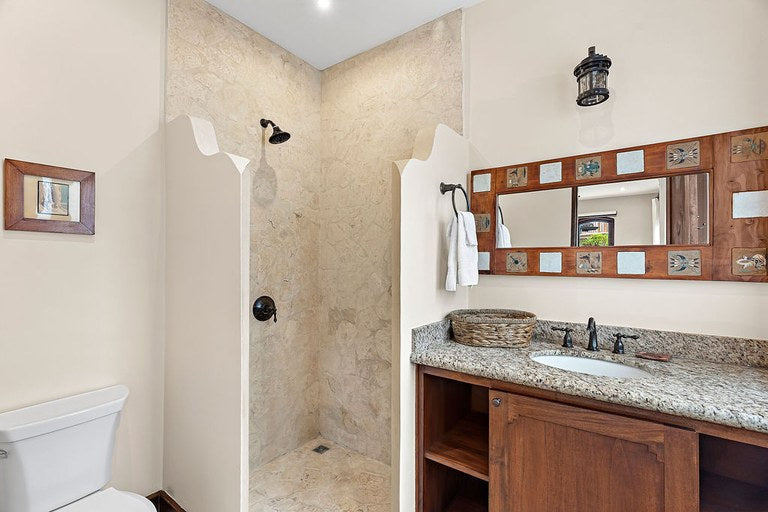 Casa Maya | Charming Coastal Home Near the Beach