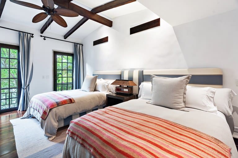 27 Cartagena: Exclusive Luxury Beachfront Residence