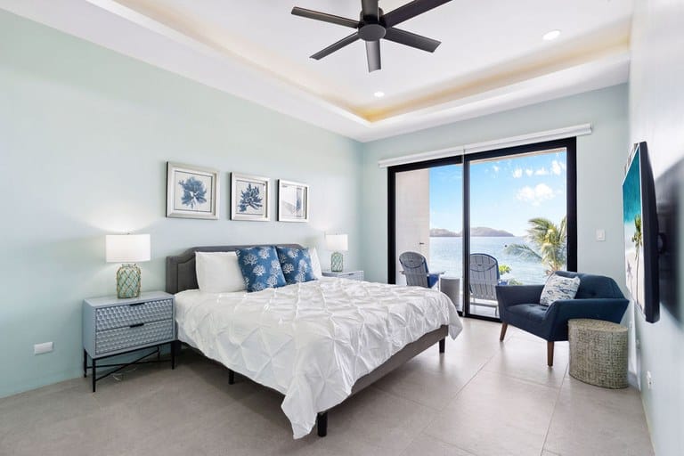 Villa Ballena: A Stylish Beachfront Masterpiece in Costa Rica