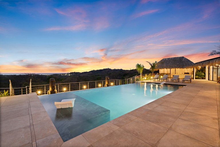 Villa Calypso: Spectacular Ocean View Estate in Tamarindo