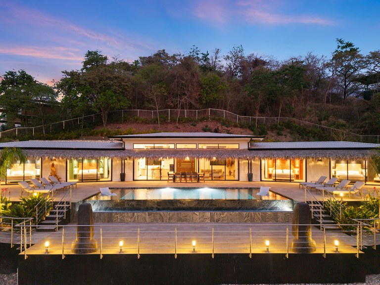 Villa Calypso: Spectacular Ocean View Estate in Tamarindo