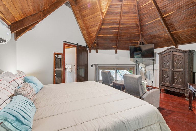 Bougainvillea Tropical Bungalows | 100m from Playa Potrero