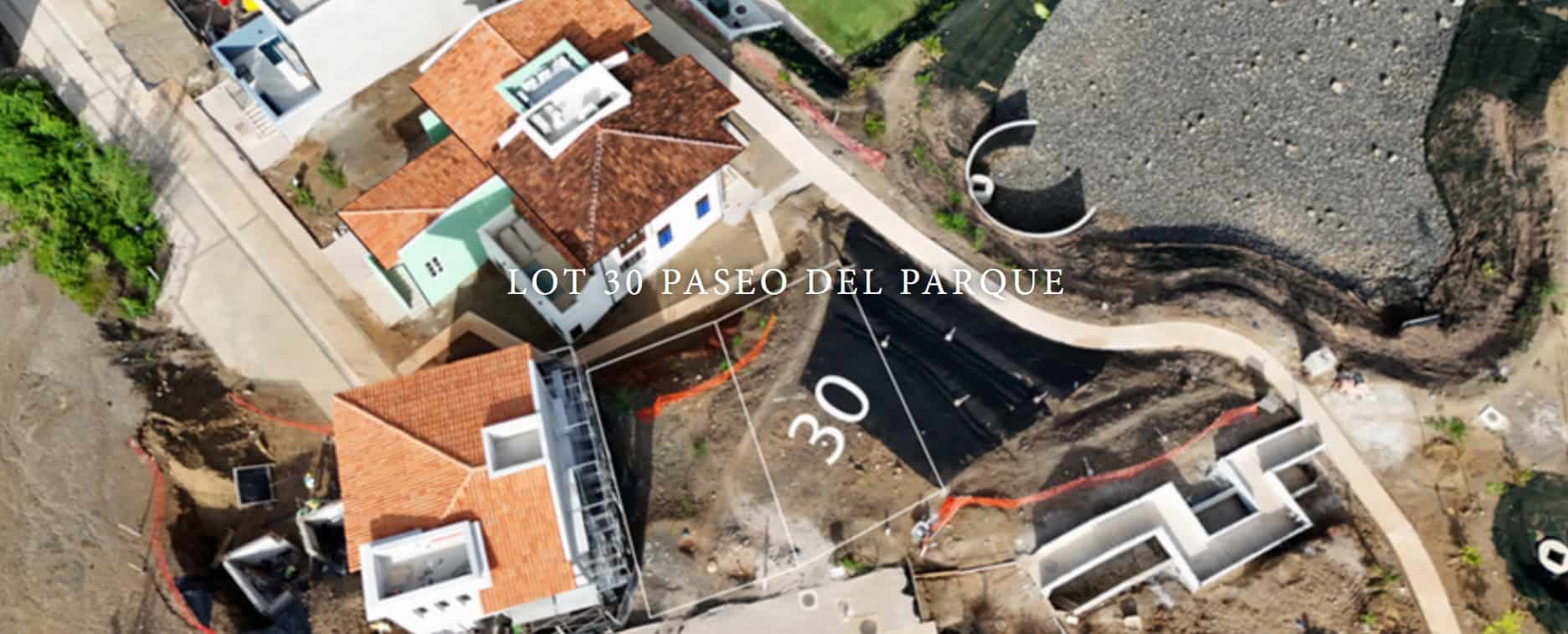 Lot 30 on Paseo del Parque – Premier Location in Las Catalinas